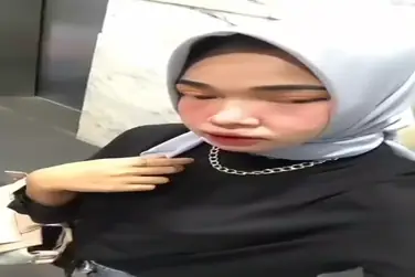 Rismatun Sahara Siregar si Jilboob kota Medan yang open BO di MiChat